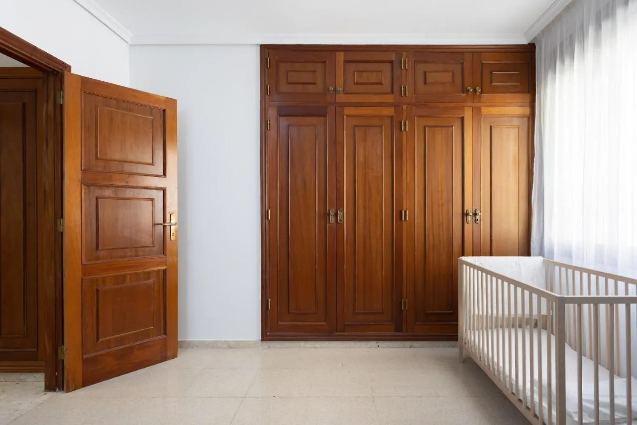 Apartment Home2Book Stylish & Roomy Santa Cruz City Center Spain
